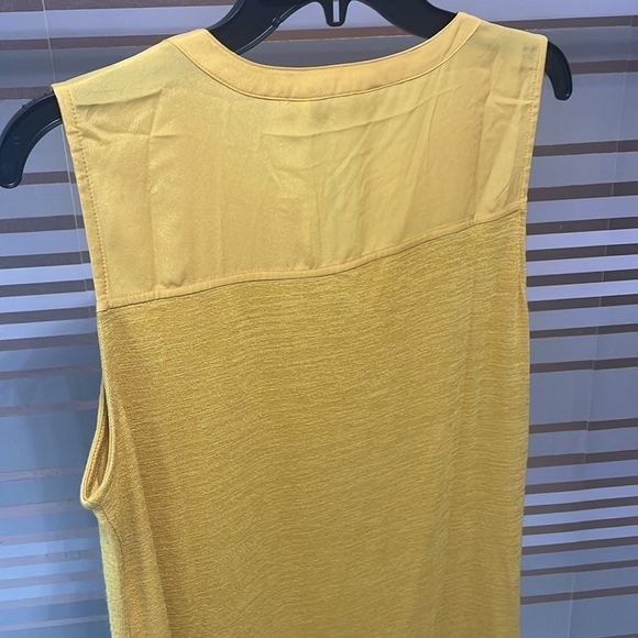 NWT women’s size large golden yellow top by 41 Hawthorn - Picture 7 of 7
